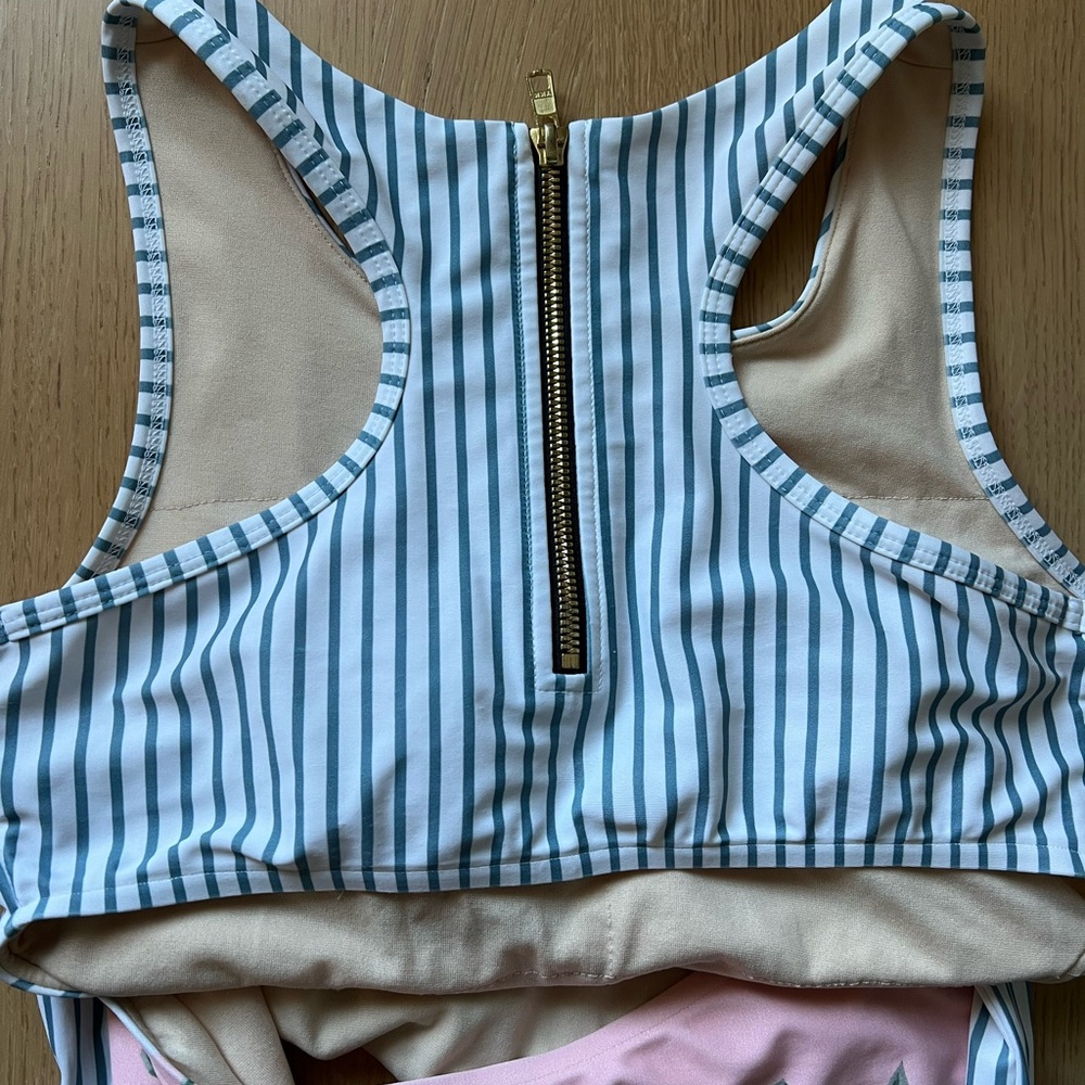 Albion Fit Island Fever Floral Striped Castaway One-Piece Swimsuit size med - Picture 5 of 13